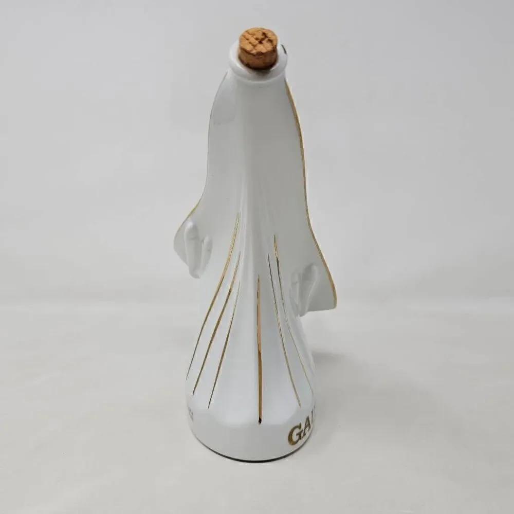 GAUTIER COGNAC WHITE AIR FRANCE CONCORD LIMOGES FRANCE PORCELAIN DECANTER READ